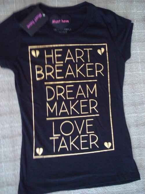 T shirt heart breaker